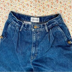 Vintage Calvin Klein pleated "mom" jeans
